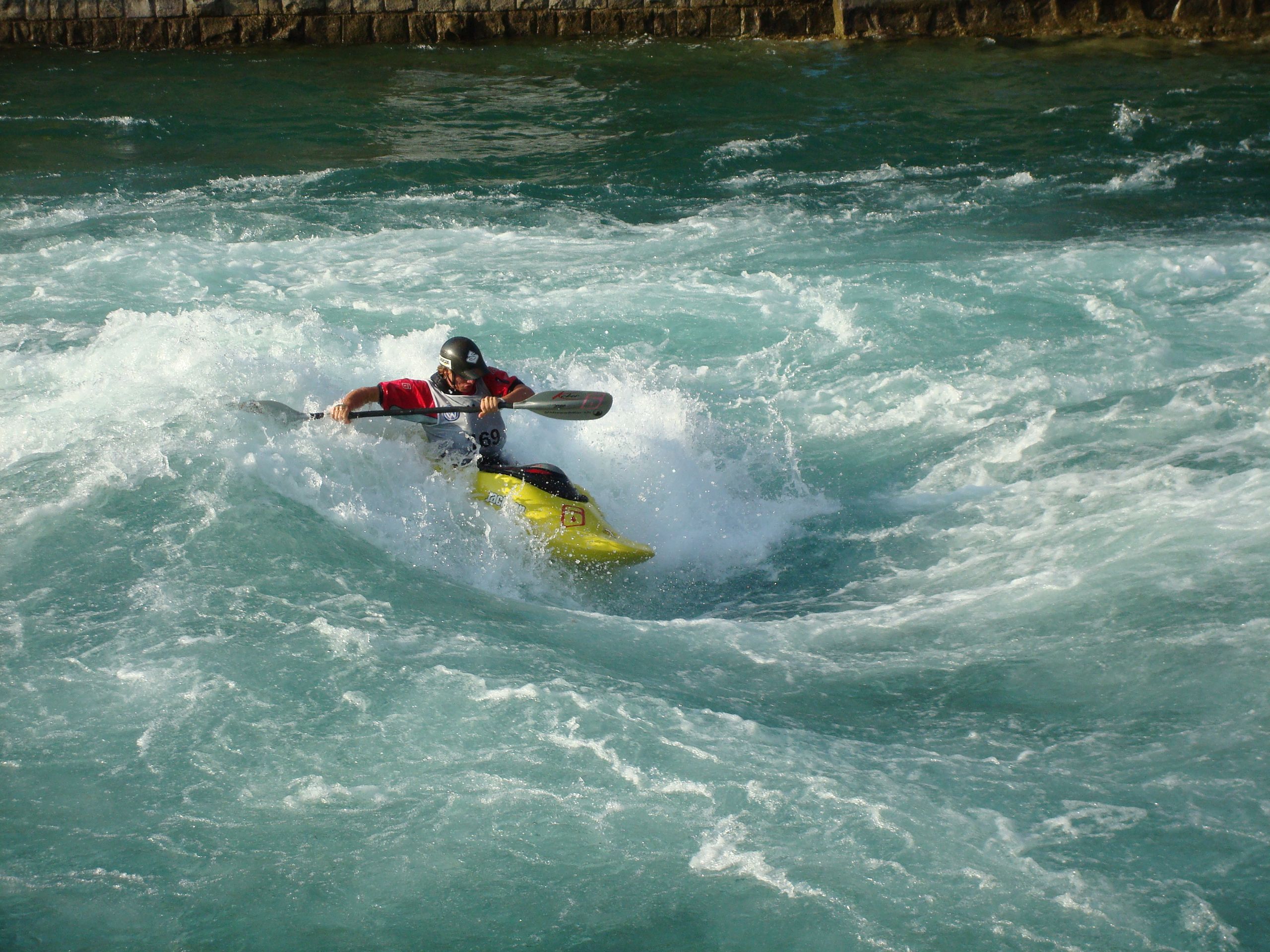 Freestyle_Swiss Canoe_Freestyle.JPG Freestyle_Swiss Canoe_Freestyle