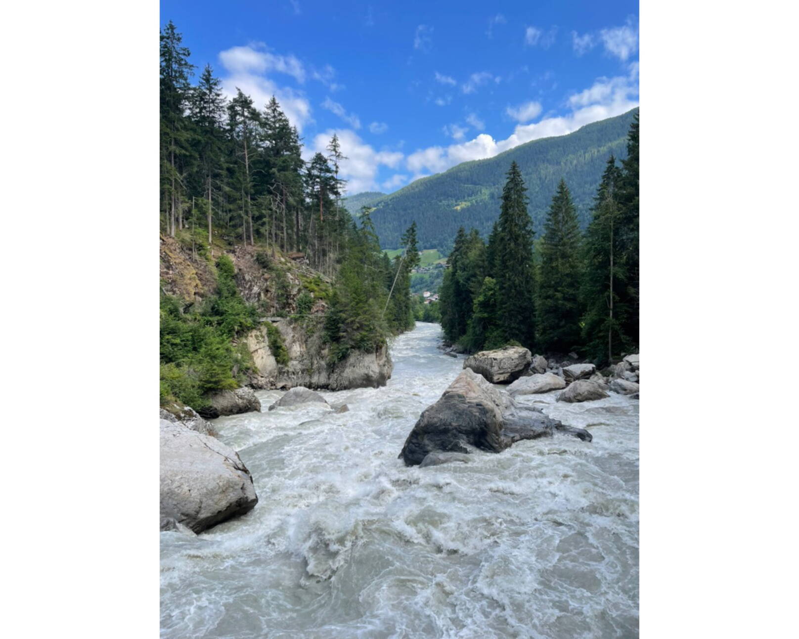 gewaesser.jpg gewaesser.jpg